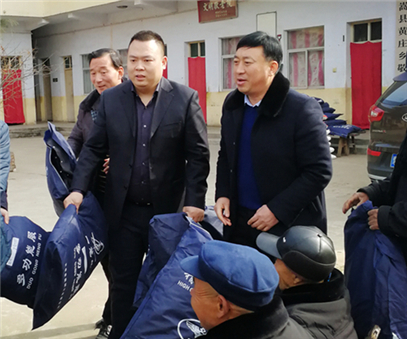 民建“組團”慰問，企業(yè)送溫暖到家